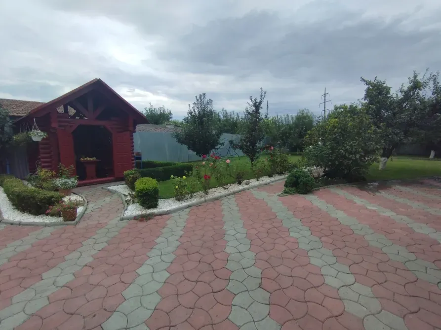 Продаж 3-поверховий Будинок з ділянкою 14 сот 160 кв.м 4 кімн. на Центральна Сторожниця - фото 4