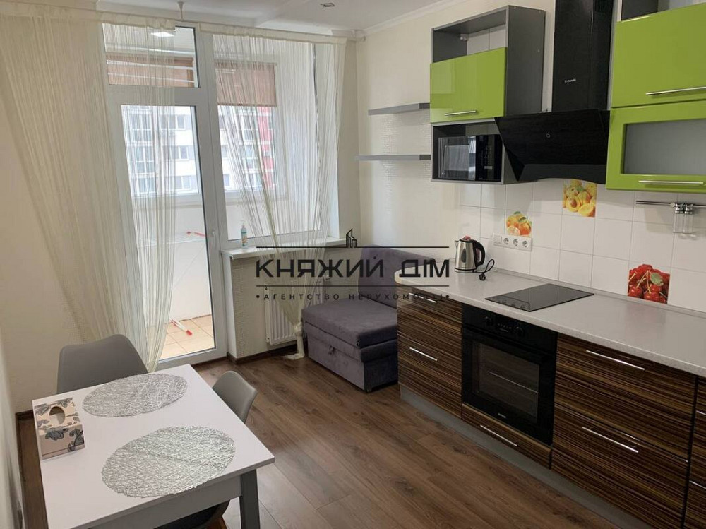 Оренда Квартира 1-кімнатна, 17/25 поверх на Драгоманова ул. Киев - изображение 1