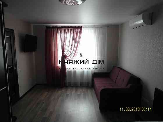 Оренда Квартира 1-кімнатна, 26/26 поверх на Ломоносова ул./Юлії Здановської Kiev