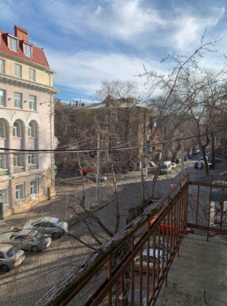 Продам 2-х комнатную квартиру в центре Odessa