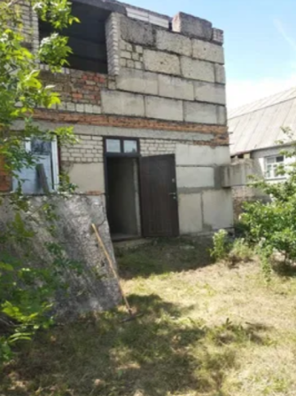 Продаж Будинок 4-кімнатний на ул. Чорноморська, 30 