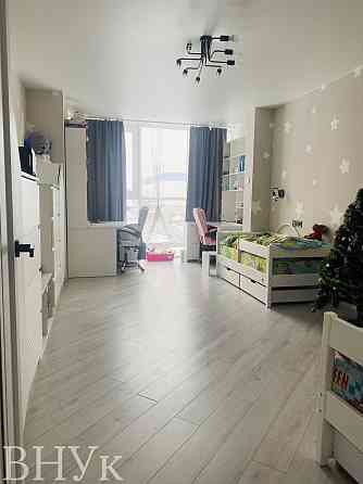 Продаж Квартира 3-кімнатна, 2/16 поверх на вул. Городоцька Львов