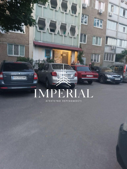 Продаж 3к Квартира 71.6 кв.м Рональда Рейгана вул. Київ - фото 1