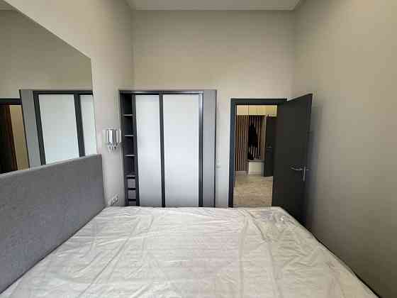 Продаж Квартира 1-кімнатна, 4/6 поверх на Шовковична вул., д. 23 Kiev