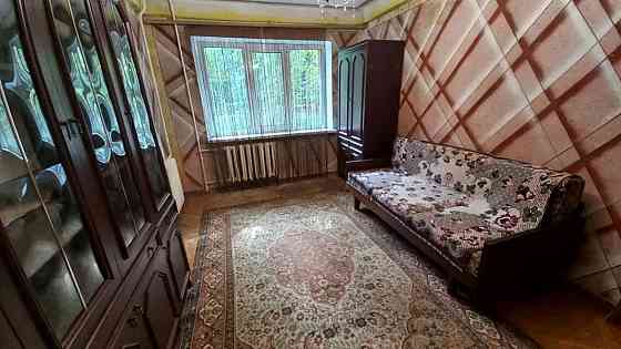 Оренда Квартира 2-кімнатна, 1/5 поверх на Ореста Левицького, 15 Киев