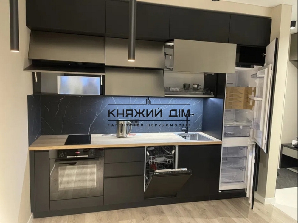 Продажа дизайнерской 2-х к.кв. студио в ЖК Славутич. № 21141502 Київ - фото 2