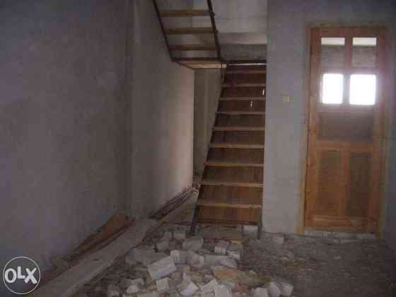 Продаж 2-поверховий Будинок з ділянкою 12 сот 400 кв.м   Гора