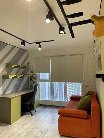 Продаж Квартира 3-кімнатна, 22/27 поверх на Вишняківська, 15 Киев