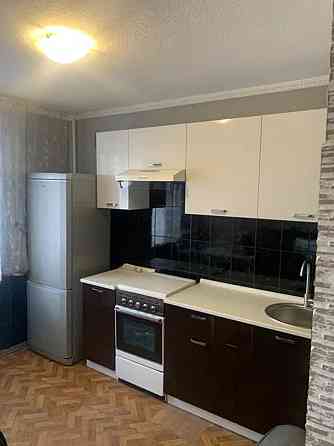 Оренда Квартира 1-кімнатна, 5/10 поверх на вул. Братиславська, 15 Київ