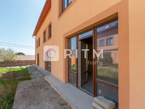 Продаж 2-поверховий   180 кв.м 5 кімн. на Шептицького Андрея Митрополита вулиця Чернівці - фото 9