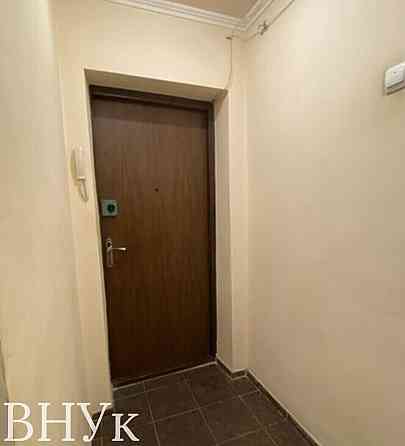 Продаж Квартира 3-кімнатна, 2/4 поверх на вул. Угорська Львів