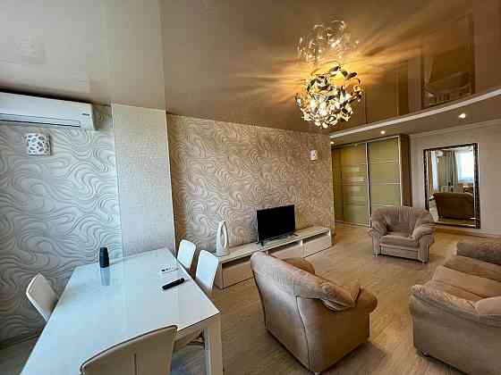 Оренда Квартира 2-кімнатна, 14/25 поверх на Вадима Гетьмана, 1а Kiev