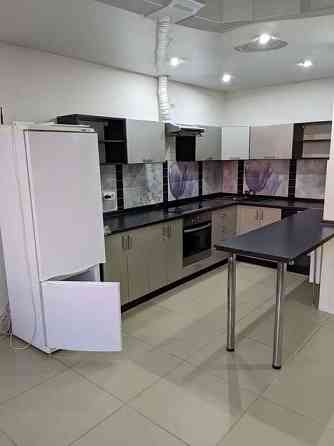 Оренда Квартира 2-кімнатна, 26/26 поверх на ул. Бориспольская, 26 Київ