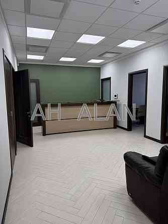 Продаж Будинок 4-кімнатний на Руставелі Шота вул., 44 Kiev