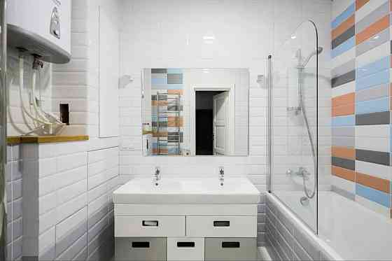 Оренда Квартира 3-кімнатна, 3/6 поверх на Метрологічна, 109 А Київ