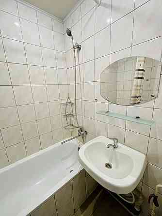 Оренда Квартира 2-кімнатна, 9/16 поверх на Алматинська, 39А Киев