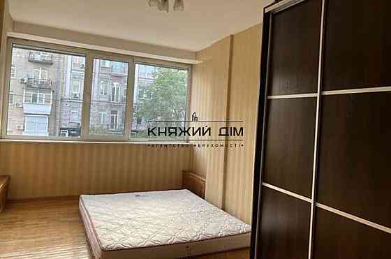 Продаж 2-х к. квартири в центір Києва м .Олімпійська. № 21145165 Kiev