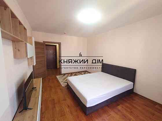 Продаж Квартира 2-кімнатна, 24/26 поверх на Ревуцкого ул. Київ