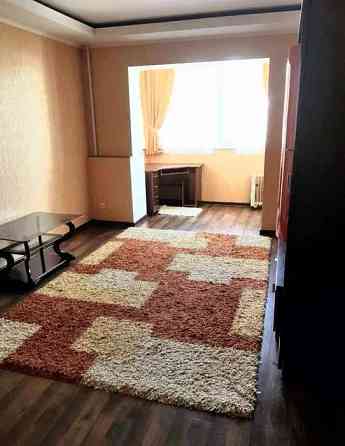 Оренда Квартира 1-кімнатна, 9/16 поверх на вул. Ревуцького, 44 Киев