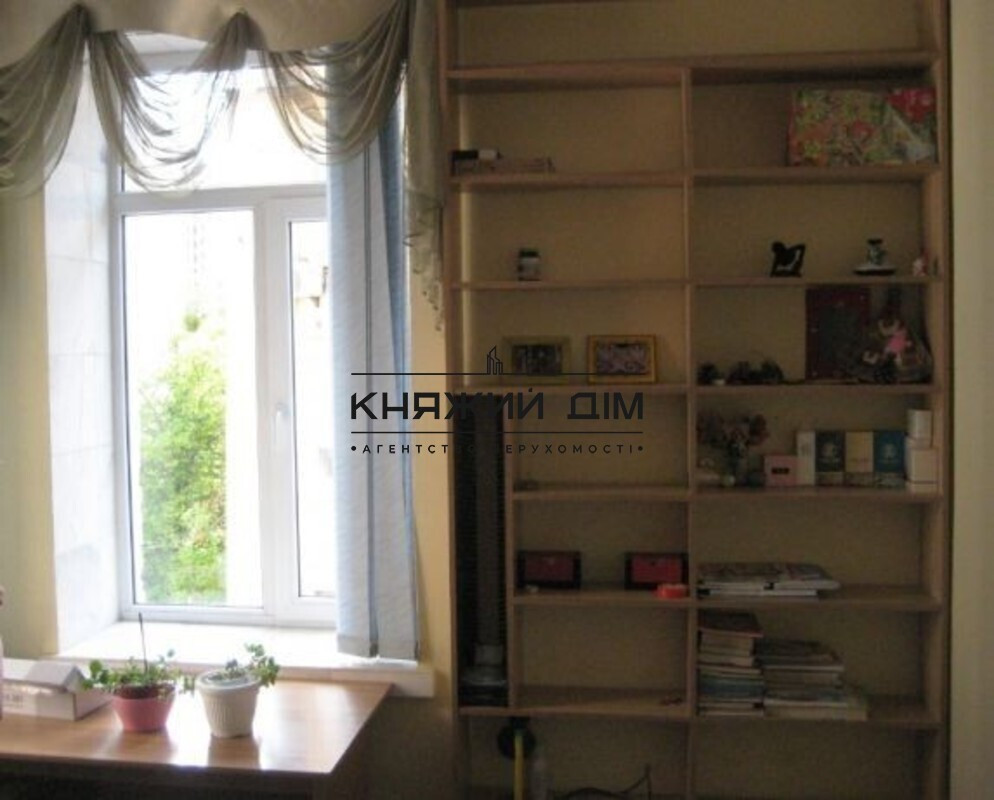 Без комисси! Отличная 3-ая квартира в центре города возле м. Золотые Ворота. Код объекта 21123561 Київ - фото 2