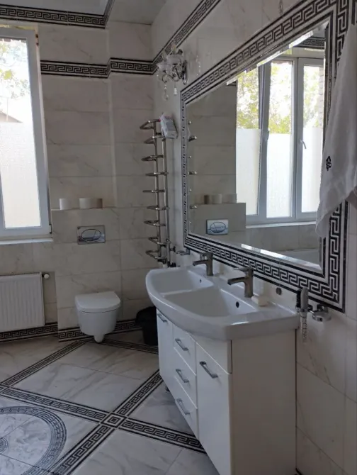 For sale 3-storey House with land 10 ares 790 sq.m 7+ rooms at фонтанКа Odessa - photo 1