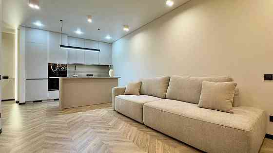 Продаж Квартира 2-кімнатна, 5/14 поверх на Родини Крістерів вул., д. 14 Киев