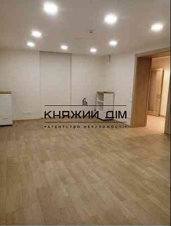 Оренда офісне приміщення на вул. Печенежская ул./Печенізька поверх - 1/10 Київ