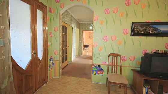 Дом  с тремя отдельными входами в центре Крыжановки Kryzhanivka (Kominternivskyi raion)