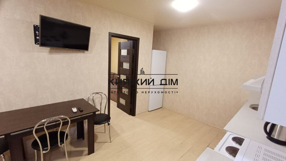 Оренда Квартира 2-кімнатна, 14/17 поверх на Светлицкого ул. Киев - изображение 8