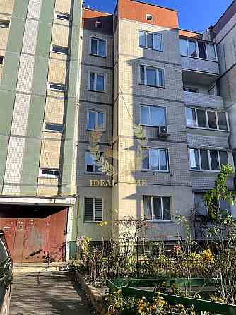 Продаж Квартира 3-кімнатна на Синеозерная 1-я ул., 1А Київ