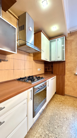 Продаж 3к Квартира 99.1 кв.м Дашевського Івано-Франківськ