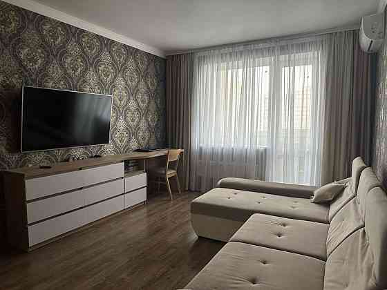 Продаж Квартира 2-кімнатна, 10/10 поверх на Михайла Драгоманова, 11 Киев