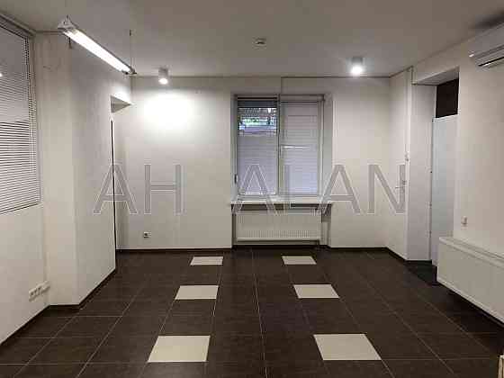 Продаж Будинок 3-кімнатний на вул. Василя Тютюнника Kiev