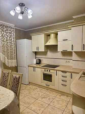 Оренда Квартира 1-кімнатна, 7/25 поверх на Здолбунівська, 13 Київ