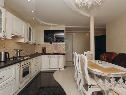 Оренда 3к Квартира 95 кв.м ЖК вул. Героїв Майдану, 150 Чернівці - фото 2