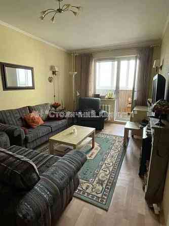 Продаж Будинок 3-кімнатний на Милославська вул., 45 Kiev