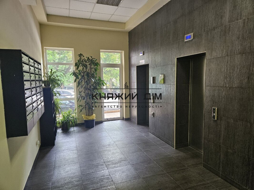 Оренда офісне приміщення на вул. Антоновича поверх - 10/13 Київ - фото 1