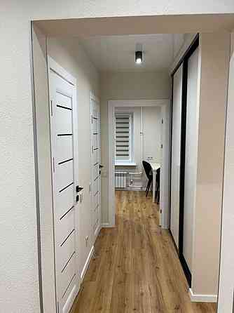 Оренда Квартира 2-кімнатна, 5/16 поверх на ул. Подлесная, 6 Kiev