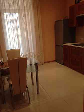 Оренда Квартира 1-кімнатна, 3/10 поверх на Регенераторна, 4 Kiev