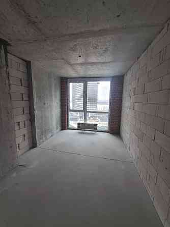 Продаж Квартира 3-кімнатна, 9/26 поверх на Причальна вул., д. 10 Kiev