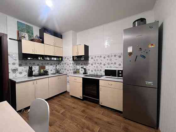 Продаж Квартира 1-кімнатна, 17/25 поверх на Данченка вул., д. 3 Киев