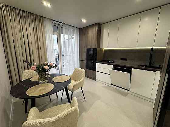 Продаж Квартира 1-кімнатна, 11/11 поверх на Юліана Пелеша, 1 Ivano-Frankivs'k