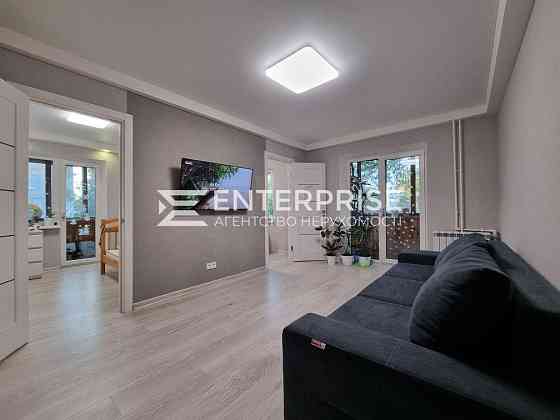 Продаж Квартира 4-кімнатна, 2/9 поверх на вул. Ореста Левицького Kiev