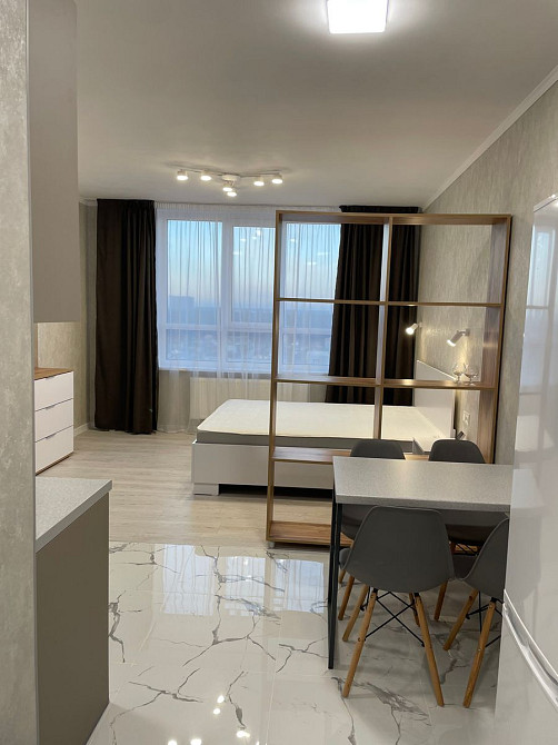 Оренда Квартира 1-кімнатна, 10/27 поверх на Бажана Миколи, 17а Киев - изображение 3