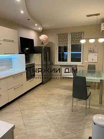 Оренда 3-кімнатної квартири, метро Лу. № 11200698 Киев