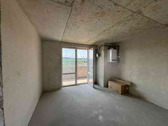 Продаж Квартира 3-кімнатна, 10/10 поверх на вул. Глинянський Тракт Львів