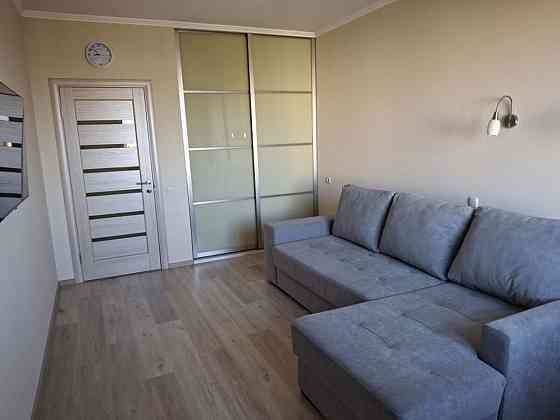 Оренда Квартира 2-кімнатна, 16/24 поверх на Гарматна, 37а Киев