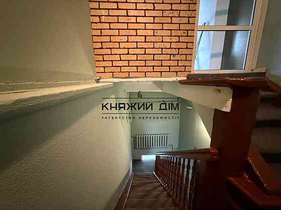 Оренда офісне приміщення на Михайловская ул. поверх - 3/3 Київ