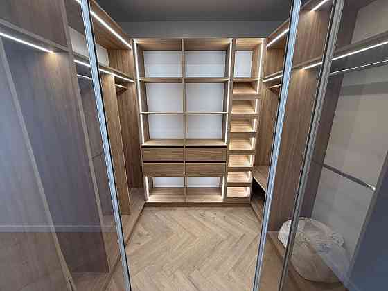 Продаж Квартира 2-кімнатна на ул. Краснова, 1а Одесса