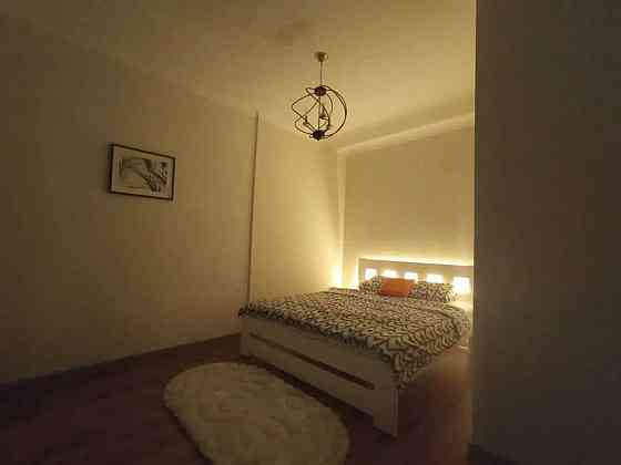 Оренда Квартира 2-кімнатна, 15/25 поверх на ул. Евгения Маланюка Киев